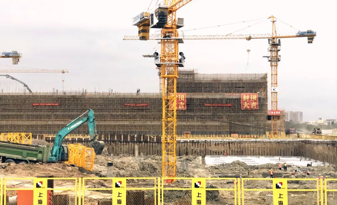 福建省委常委、泉州市委书记刘建洋一行莅临中烯新材料项目工地视察指导工作