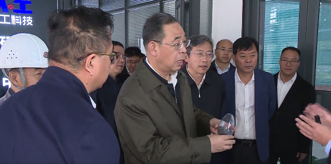 自治区党委副书记、银川市委书记姜志刚调研宁夏墨工科技有限公司