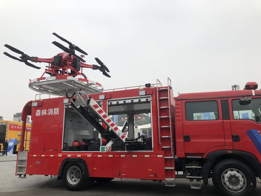 烯材石墨烯电地暖在第十届科博会国家科技计划成果路演行动现场获多家投资机构关注