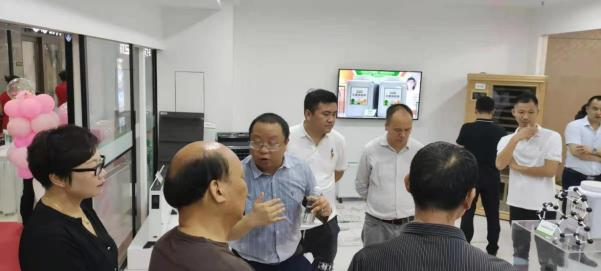 利物盛石墨烯全屋采暖产品体验上虞旗舰店盛大开业