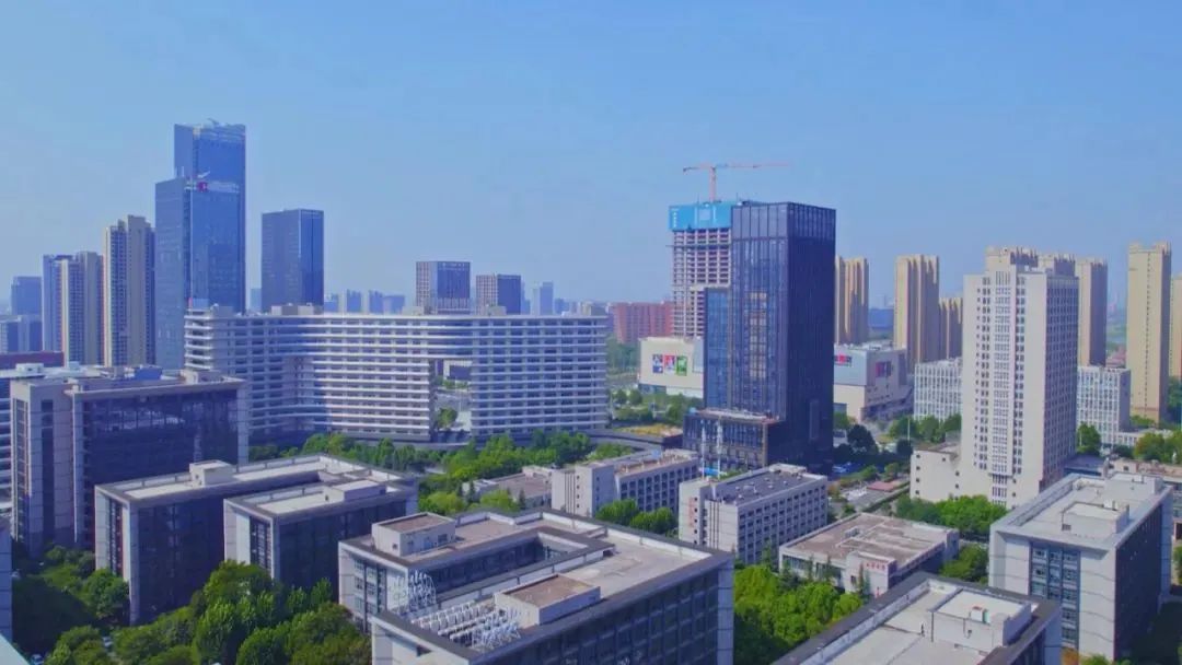 推进新型工业化，加快建设制造强国，微晶科技深入贯彻落实党的二十大精神