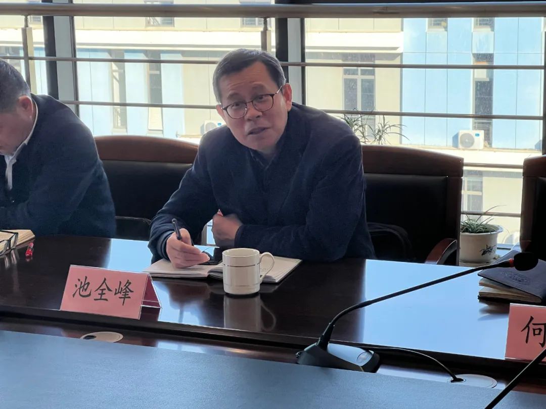 协会会同省工信厅对石墨烯产业进行专题调研