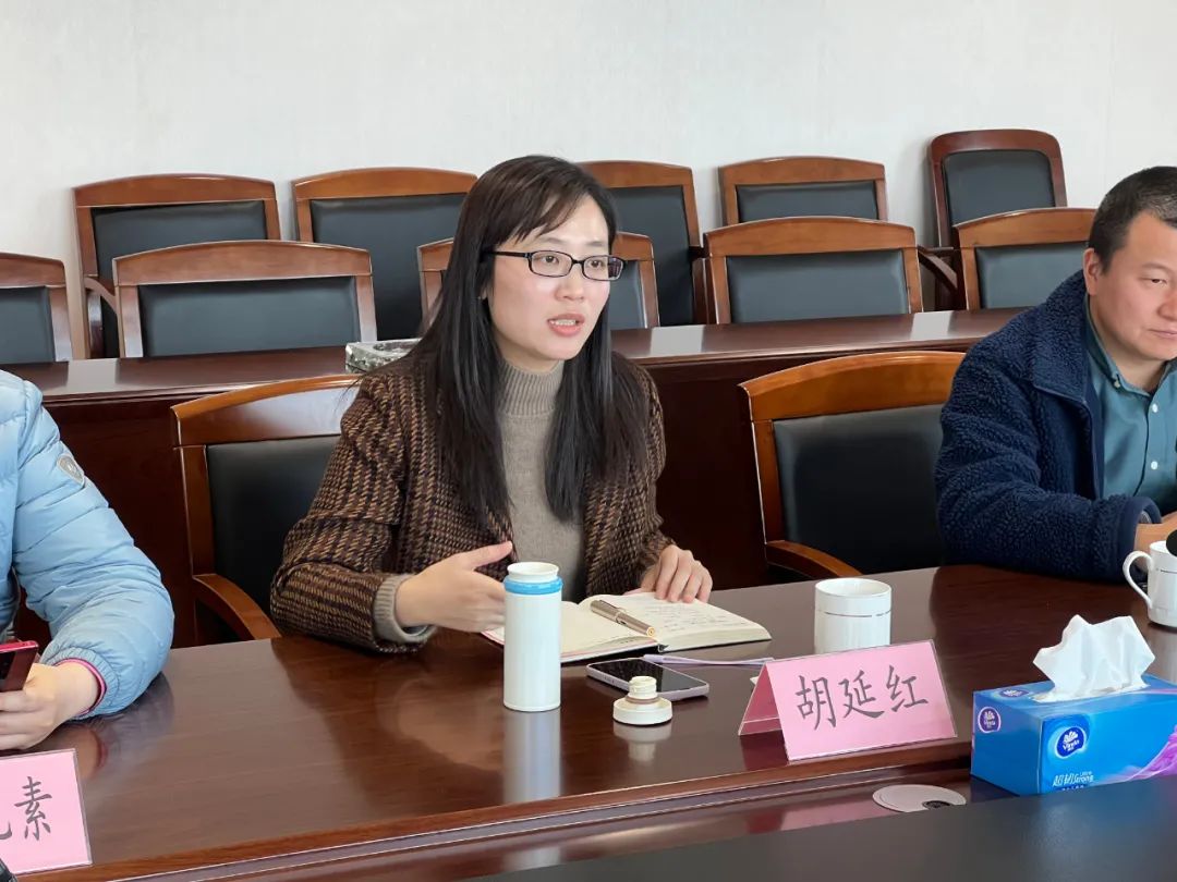 协会会同省工信厅对石墨烯产业进行专题调研