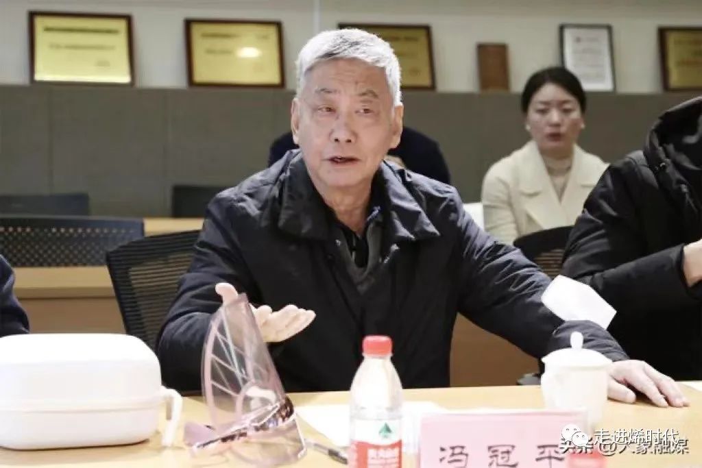 中国石墨烯产业奠基人冯冠平教授莅临河南豫烯高科指导工作