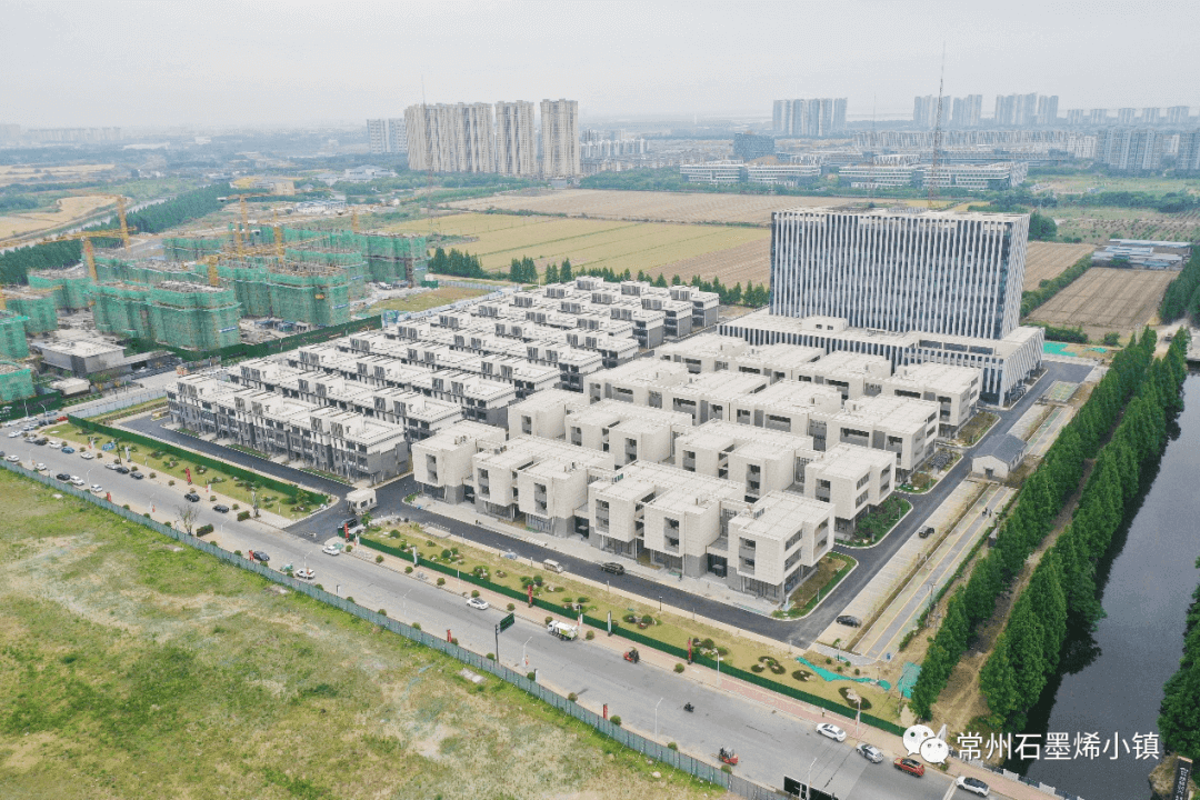完工啦！小镇烯望创智港项目顺利完成竣工验收