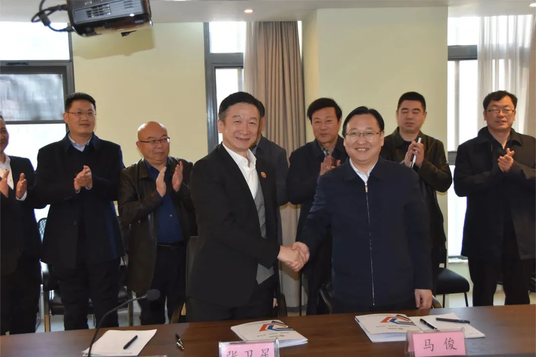 西峡县县长马俊一行莅临煜和参观指导