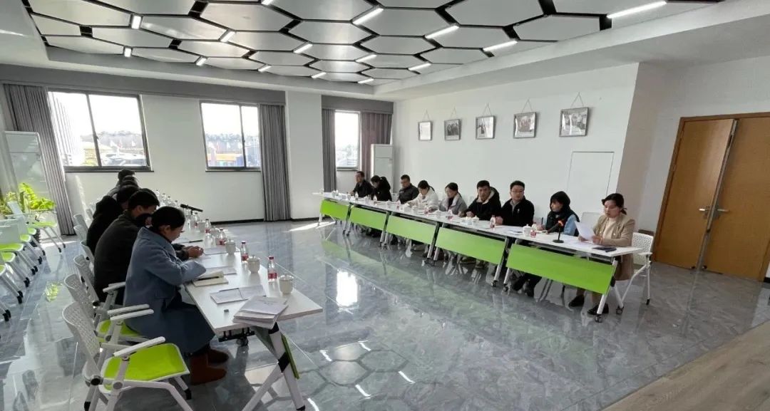 宁波石墨烯创新中心联合党支部召开2023年第二次会议