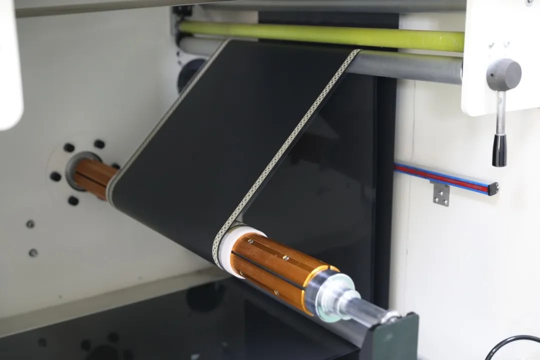 地暖有新选择啦！探工厂一篇说透石墨烯地暖？