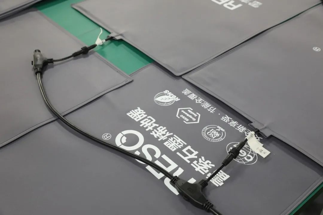 地暖有新选择啦！探工厂一篇说透石墨烯地暖？