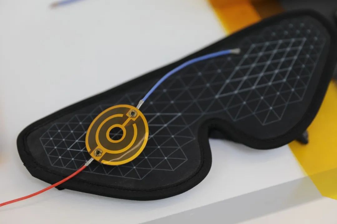 地暖有新选择啦！探工厂一篇说透石墨烯地暖？