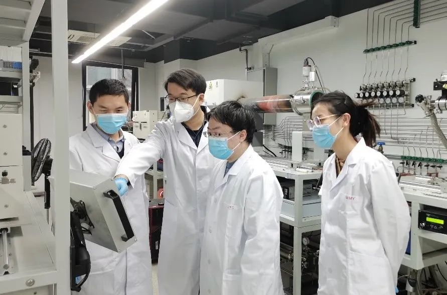 BGI侧写 | 石墨烯“上货架”的开拓者们