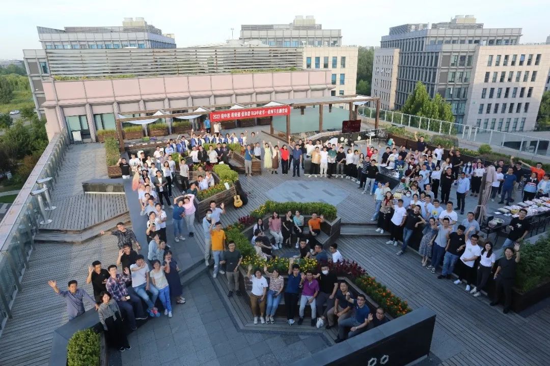 BGI侧写 | 石墨烯“上货架”的开拓者们