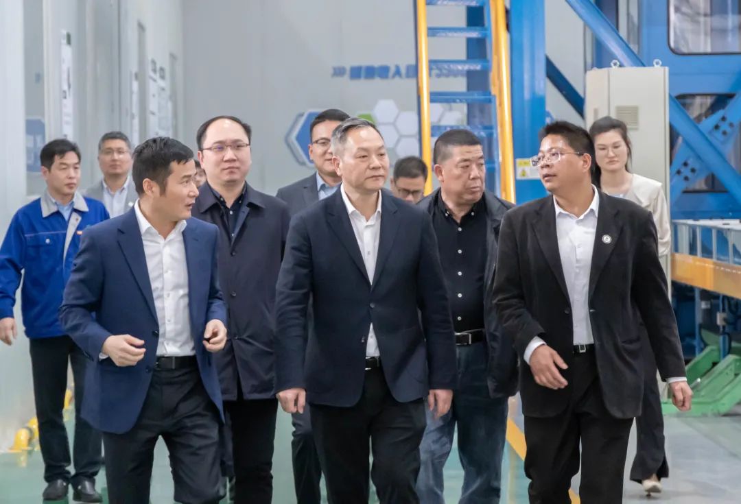 市政府党组成员、宁波经济技术开发区管委会主任奚明调研国家石墨烯创新中心