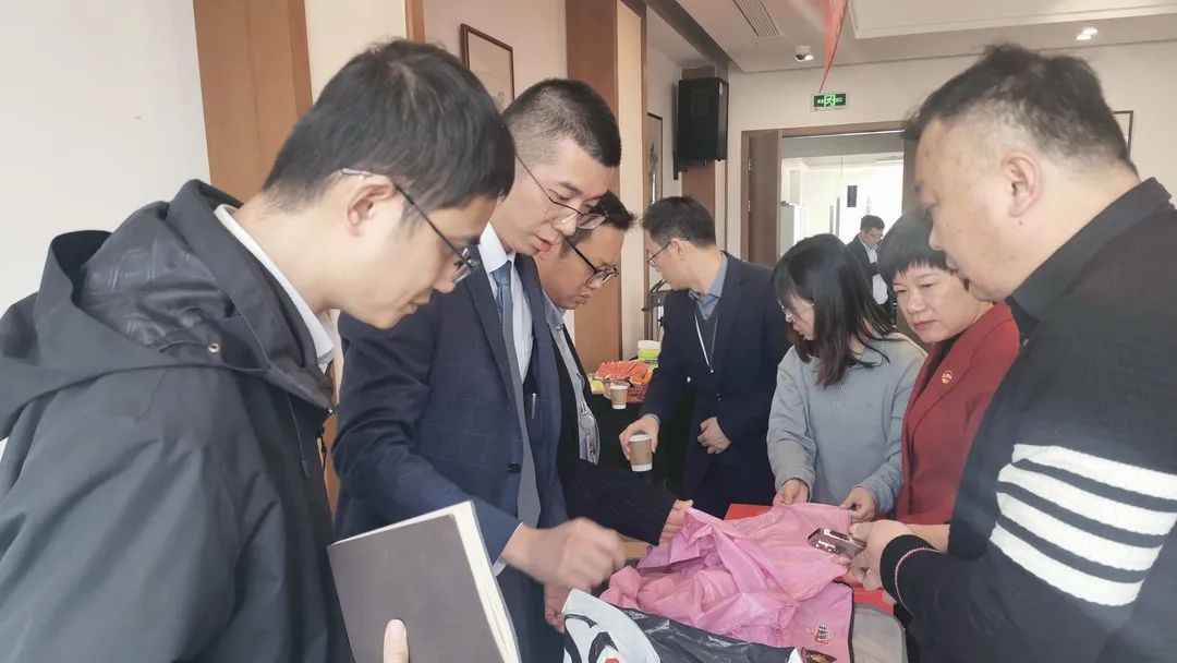 黑科技：百家高烯石墨烯纺织产业链核心企业齐聚杭州