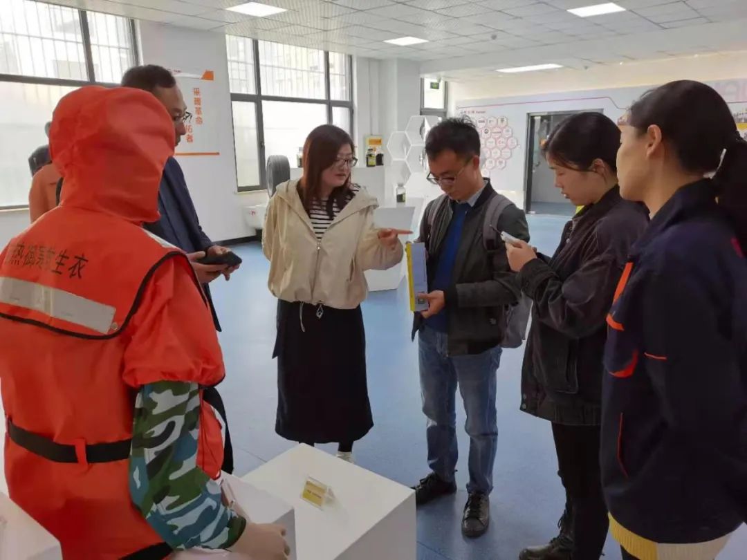 中国船舶集团莅临华高墨烯考察合作