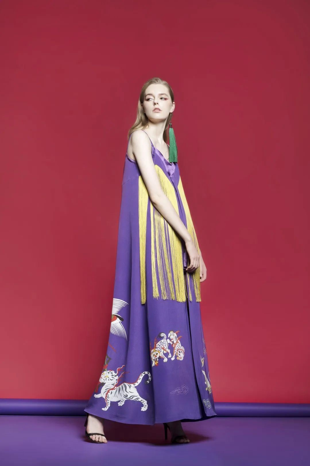 技术优势奠定领航者地位！恒利宝石墨烯原位聚合技术为化纤产业带来新可能