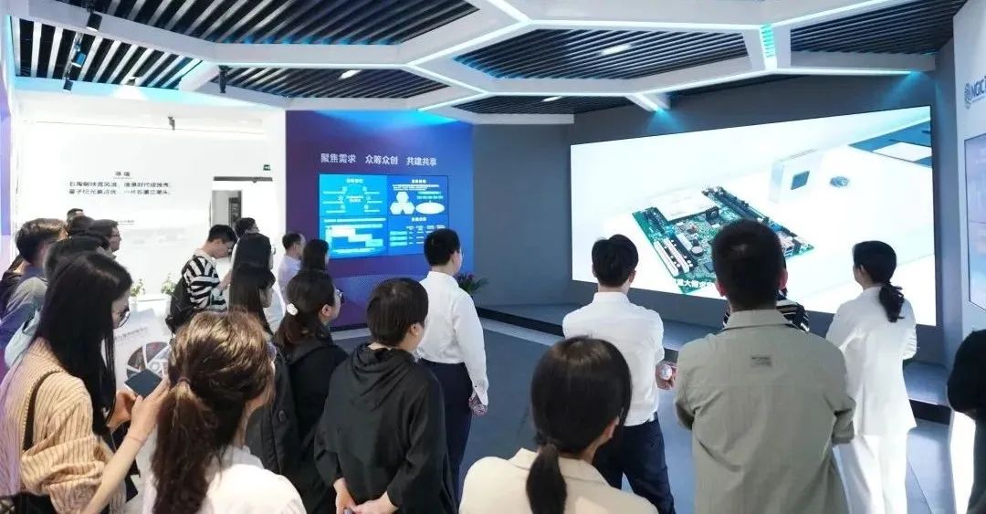 宁波市“科创平台能级跃升”课堂走进国家石墨烯创新中心