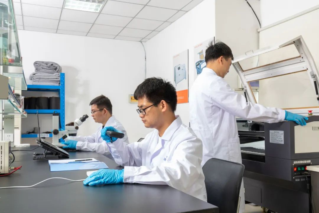 他们——践行工匠精神，攻克难题成标杆