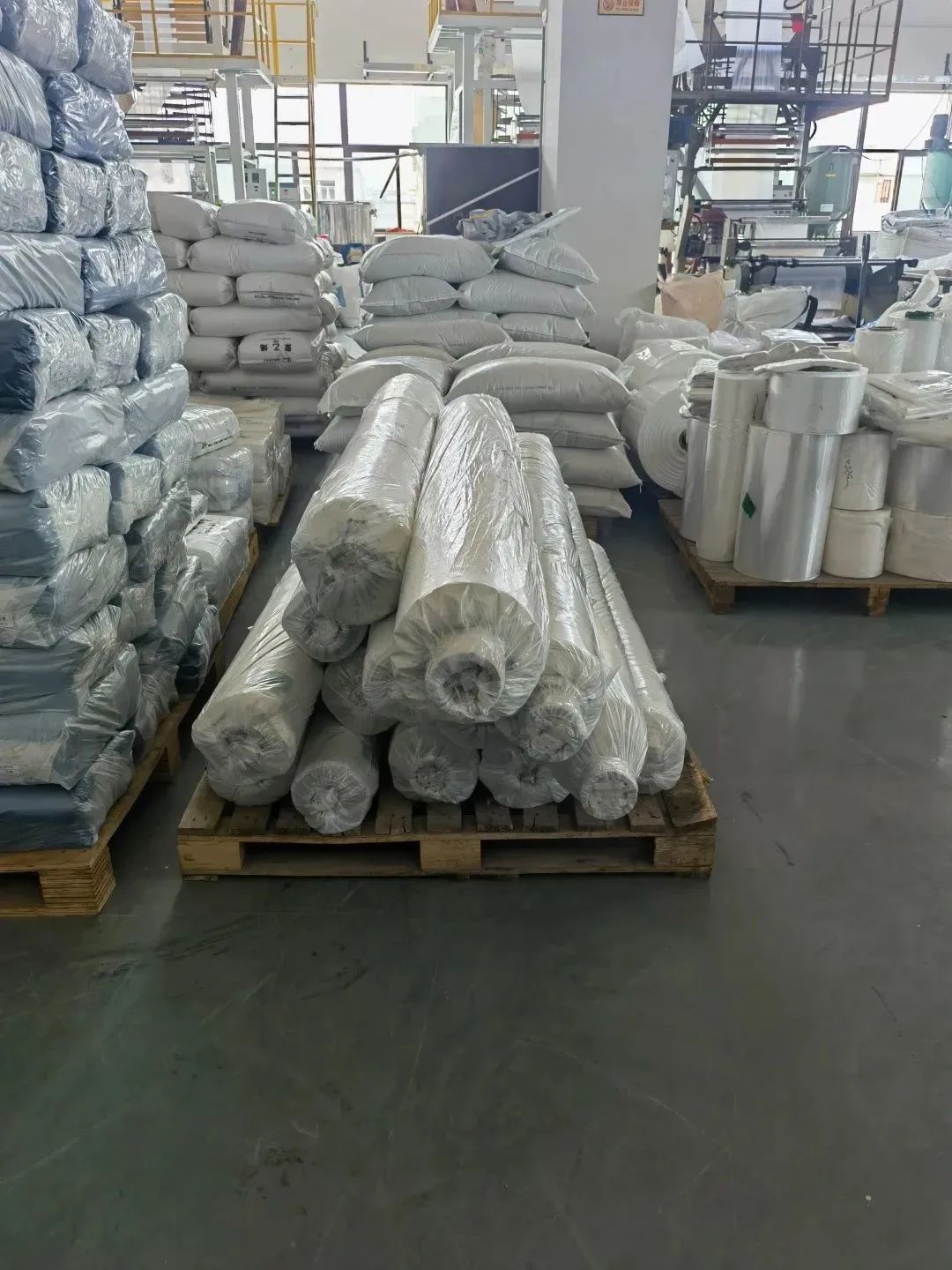 石墨烯研究院新产品——石墨烯可降解地膜产业化取得重大突破