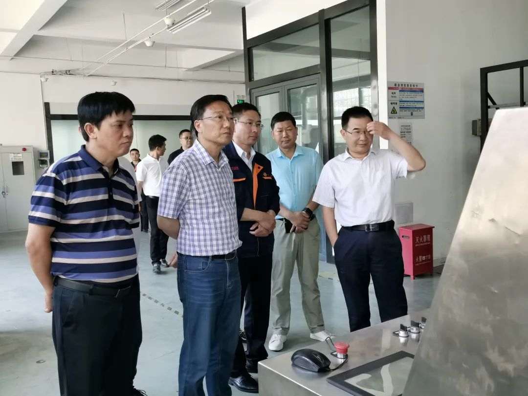 安徽望江县政协主席汪森一行莅临华高墨烯考察交流