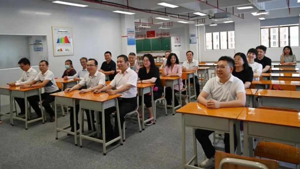 走出去，学回来——民革中山市委会企业界党员联谊会赴深圳参观调研