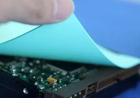 热管理材料系列：导热硅胶片