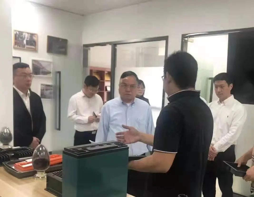 华为首席科学家调研石墨烯平台