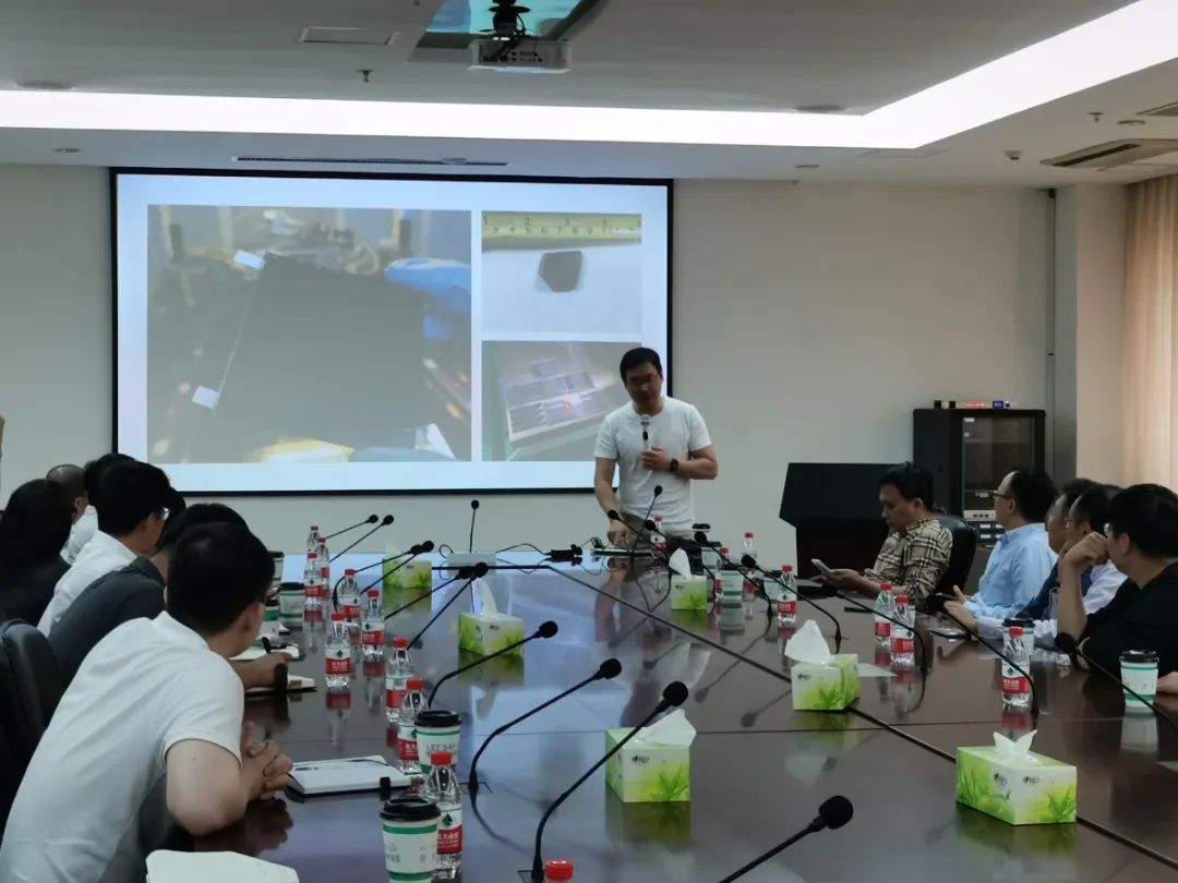 火炬石墨烯新材料孵化器成功举办“光伏产业的技术发展现状和未来方向”主题沙龙