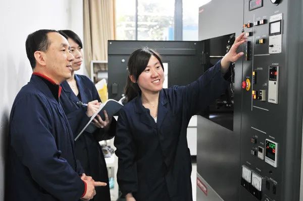 江莞教授：实现高端陶瓷粉体国产化的“攻坚手”