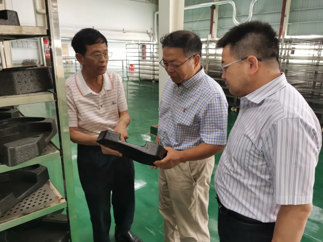 中国石墨烯产业技术创新战略联盟秘书长李义春莅临开展石墨烯调研