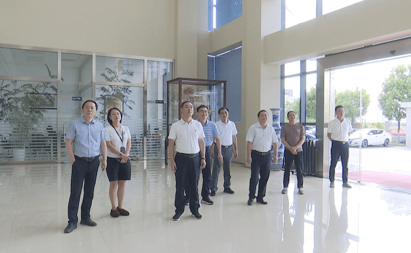 三明市政协调研组到永安开展“持续发展石墨烯及其相关战略性新兴产业”课题调研