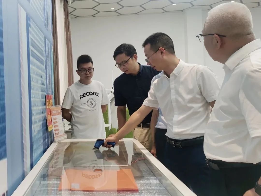 从杭州总部到金华基地，姜副校长五年后再访牛墨，惊叹牛墨的高速发展！