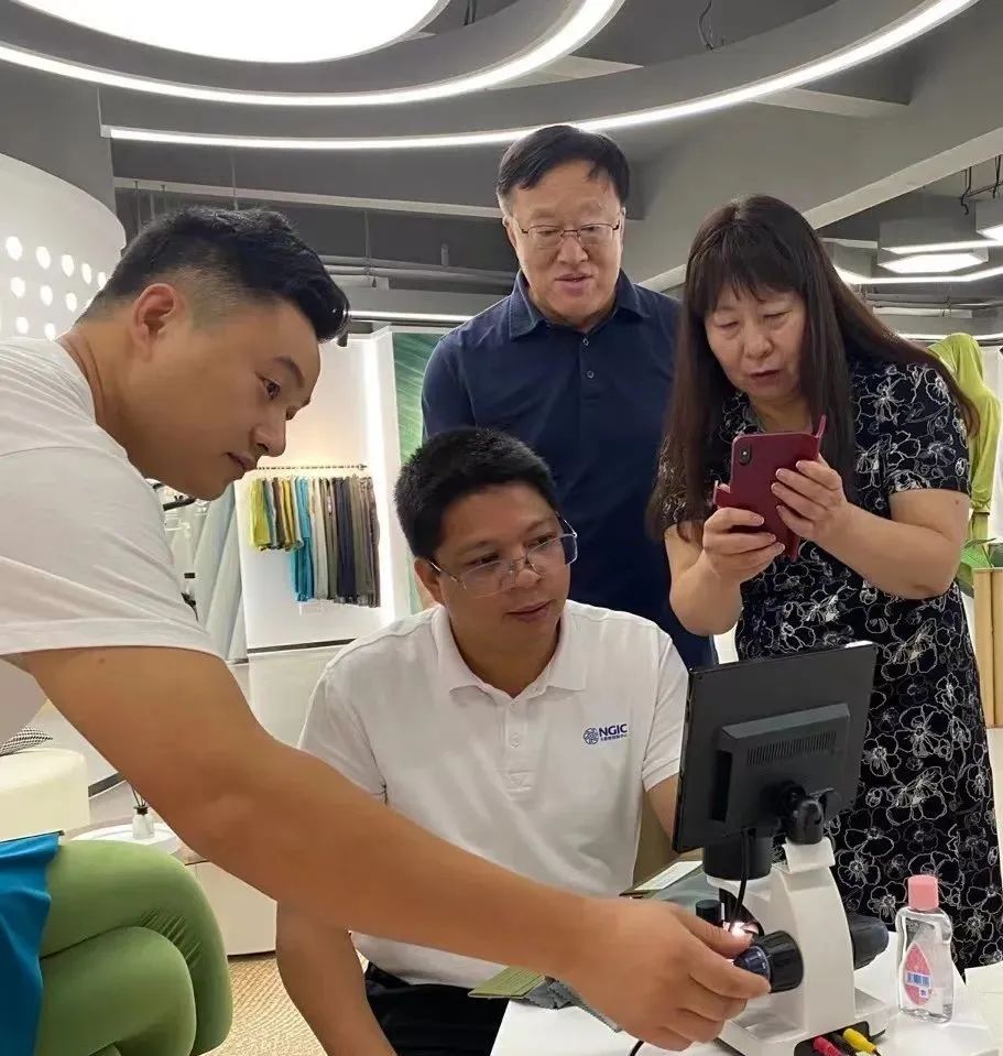 国际合作交流｜日本工程院院士唐捷和美国北卡来罗纳大学教授秦禄昌莅临国家石墨烯创新中心访问交流