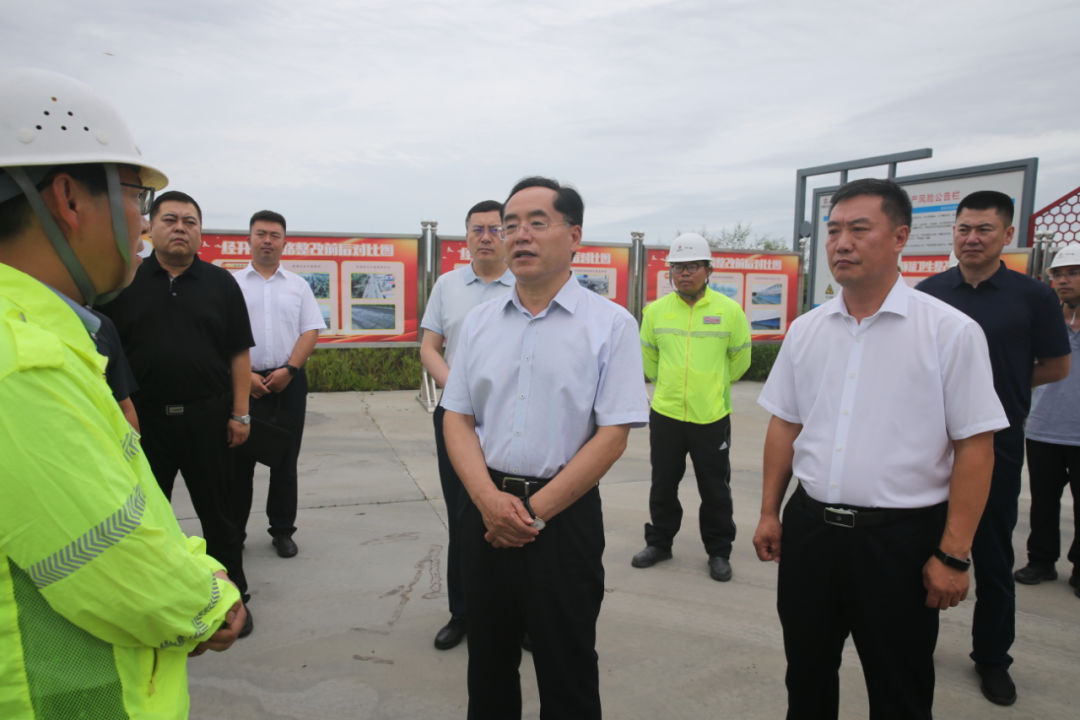 李洪国：坚持新发展理念加强绿色安全矿山建设 科学规划布局做大做强石墨精深加工产业