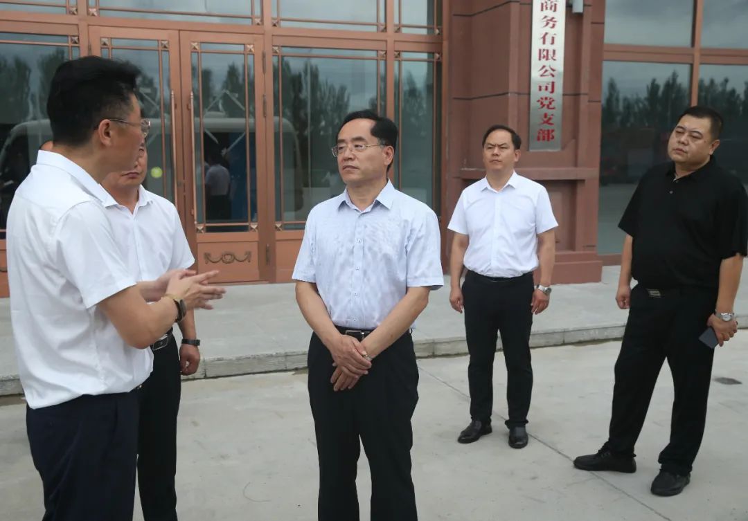 李洪国：坚持新发展理念加强绿色安全矿山建设 科学规划布局做大做强石墨精深加工产业