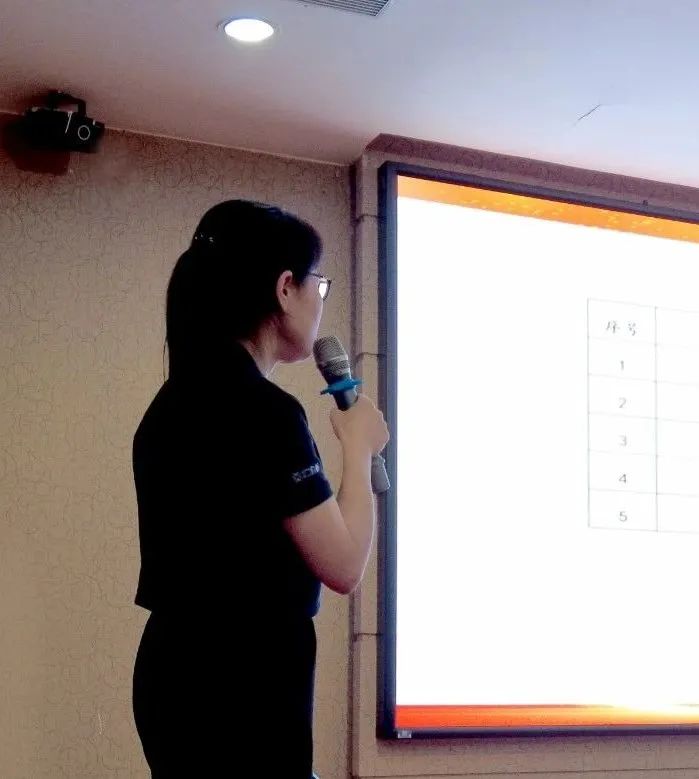 “稀世之才 逐梦未来” 稀导年中会议圆满落幕