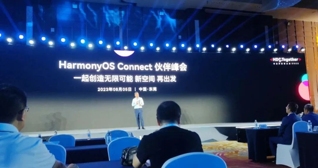 蓄势待发，引领未来 | 宇航派蒙斩获华为生态新锐品牌合作伙伴奖