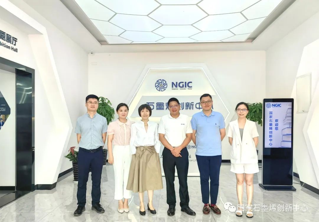 国际交流合作｜英国埃克塞特大学及剑桥大学石墨烯领域科研人员来访交流