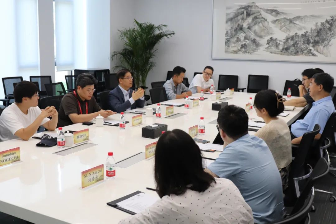 韩国国家工程院院士李海元一行到BGI参观交流