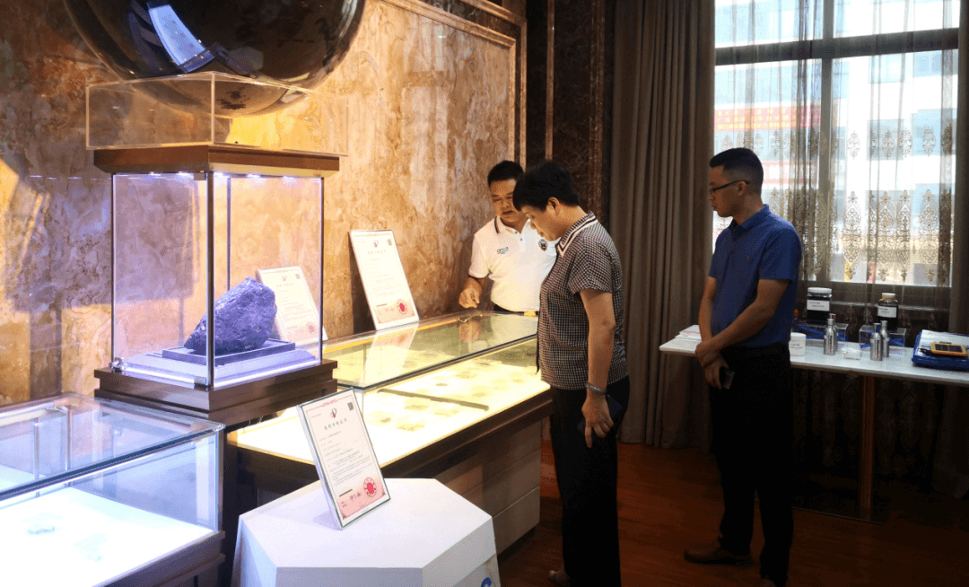 宁德市委市政府在厦门召开招商推介会陈文卿县长莅临集团考察指导