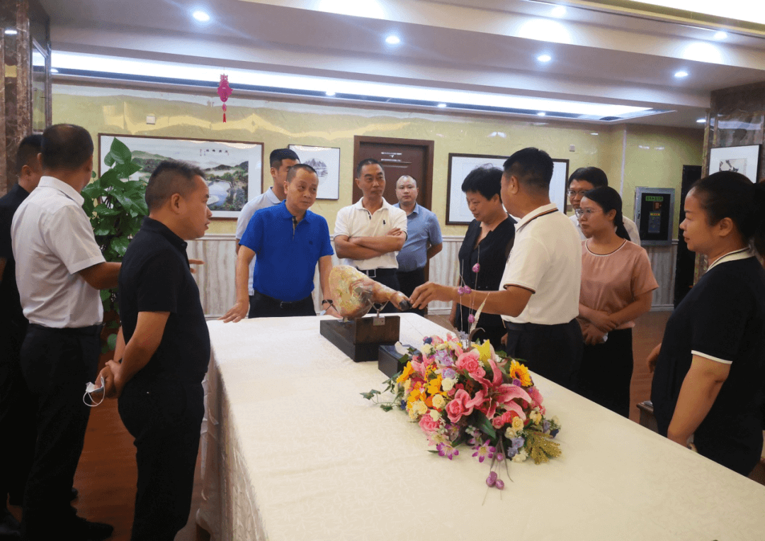 宁德市委市政府在厦门召开招商推介会陈文卿县长莅临集团考察指导