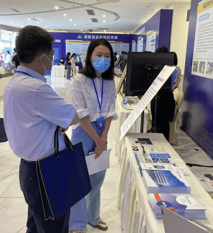 火炬石墨烯受邀参加全国双创周福建分会场创新创业载体成果展