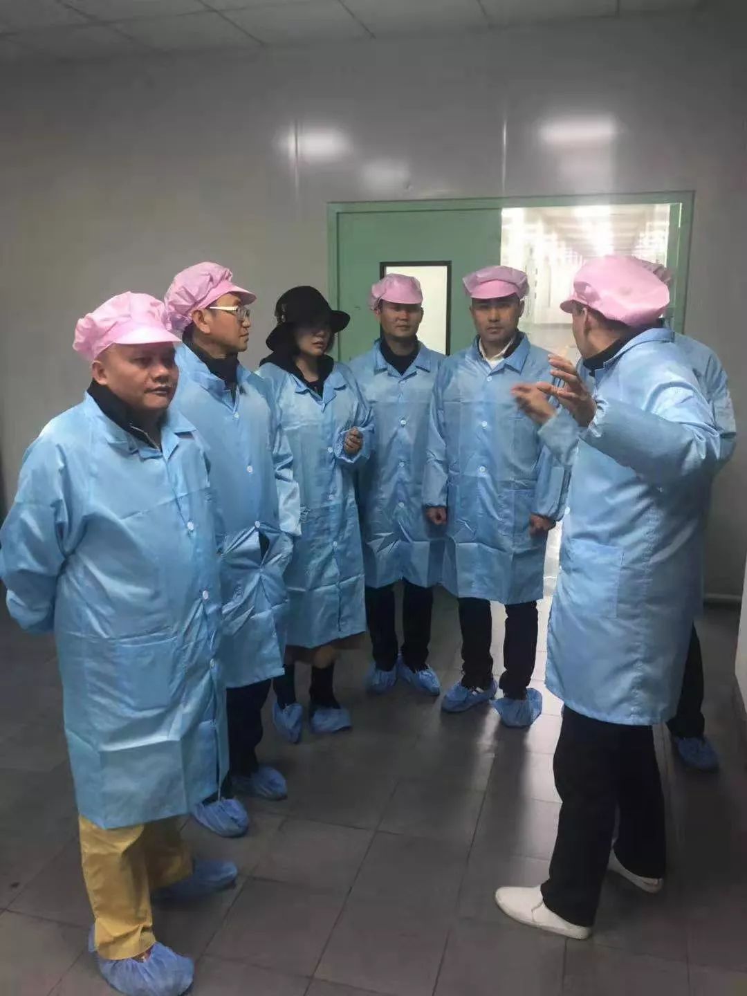 商会引进新材料之王--全球首家石墨烯电容生产商