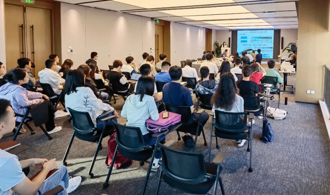 北京石墨烯研究院&北京大学纳米化学研究中心研究生开题答辩及综合考试顺利举行