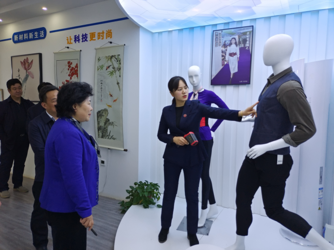 新乡市副市长李瑞霞莅临煜和研究院参观调研