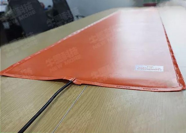 重磅 | 牛墨科技首创地板专用自限温石墨烯智热膜隆重发布