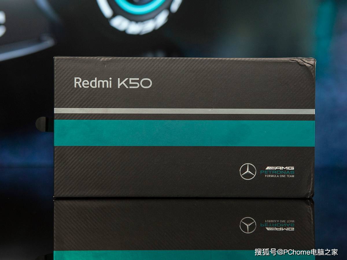 K50 冠军版图赏 电竞氛围拉满致敬F1冠军精神