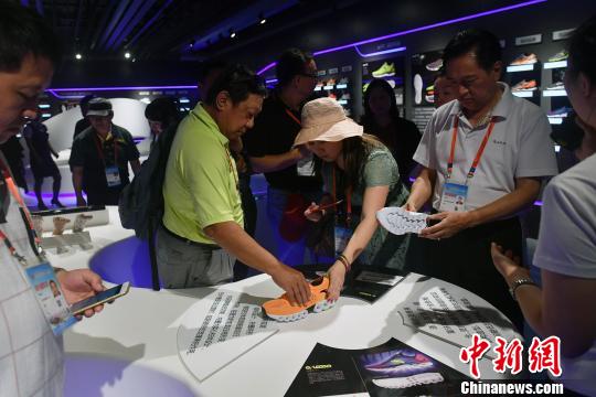 点击进入下一页