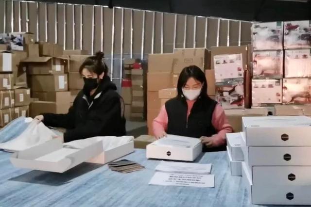 爱家科技用石墨烯温暖武汉医护人员