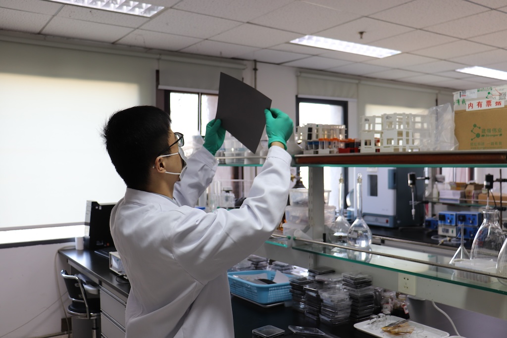 发热长椅、航天器电池……厦门：黑科技掀起新材料产业革命